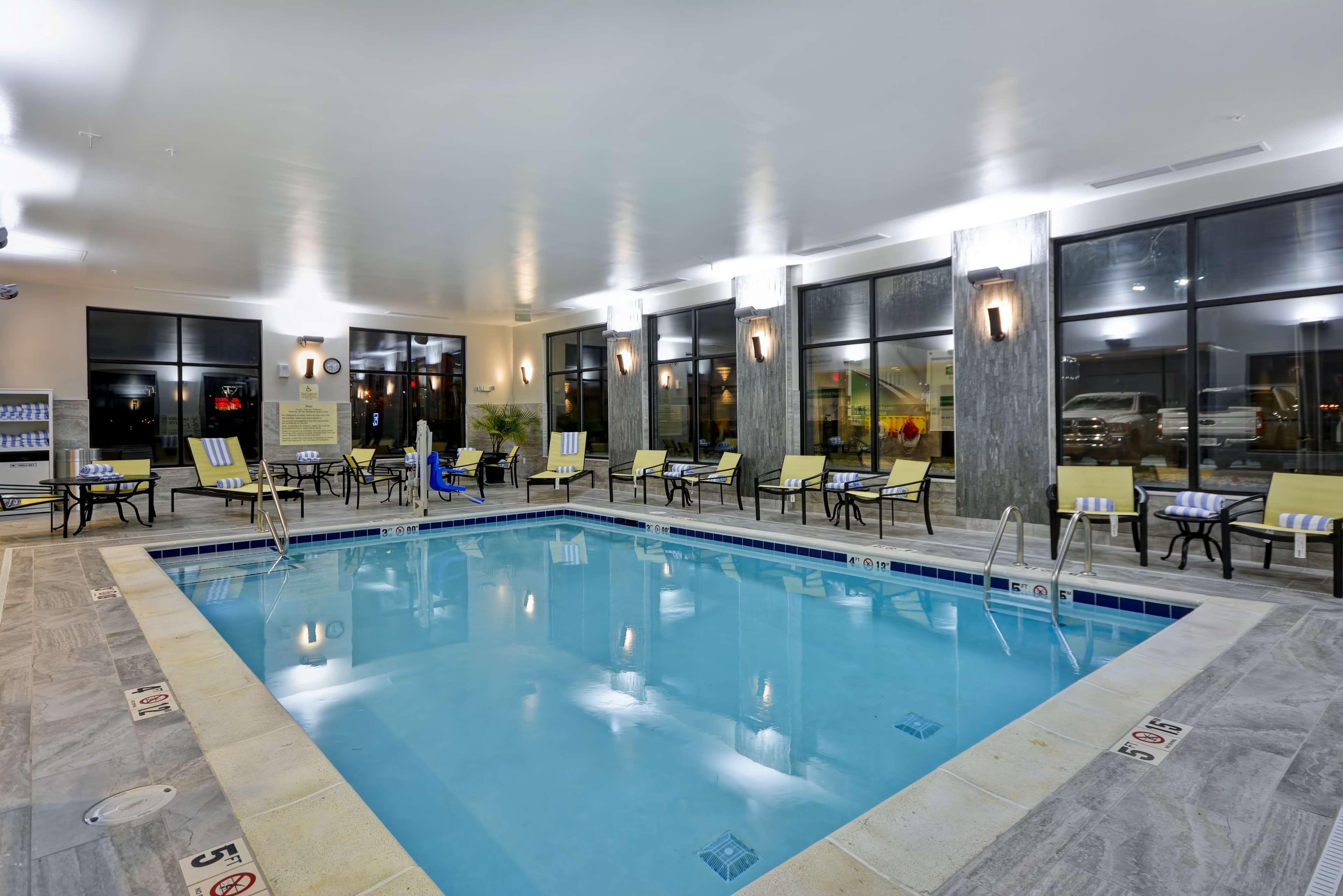 Hampton Inn & Suites Detroit/Warren Zewnętrze zdjęcie