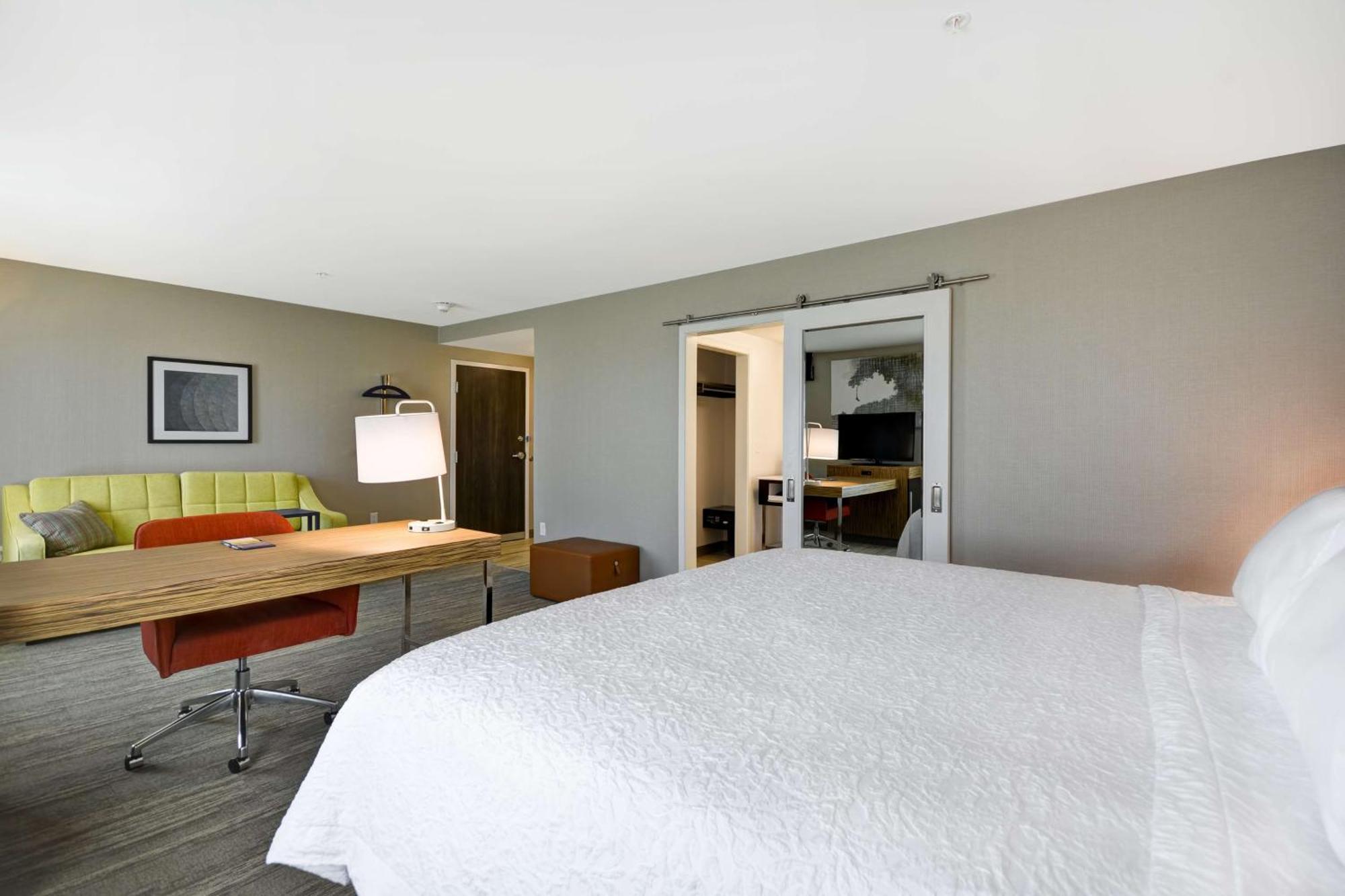 Hampton Inn & Suites Detroit/Warren Zewnętrze zdjęcie