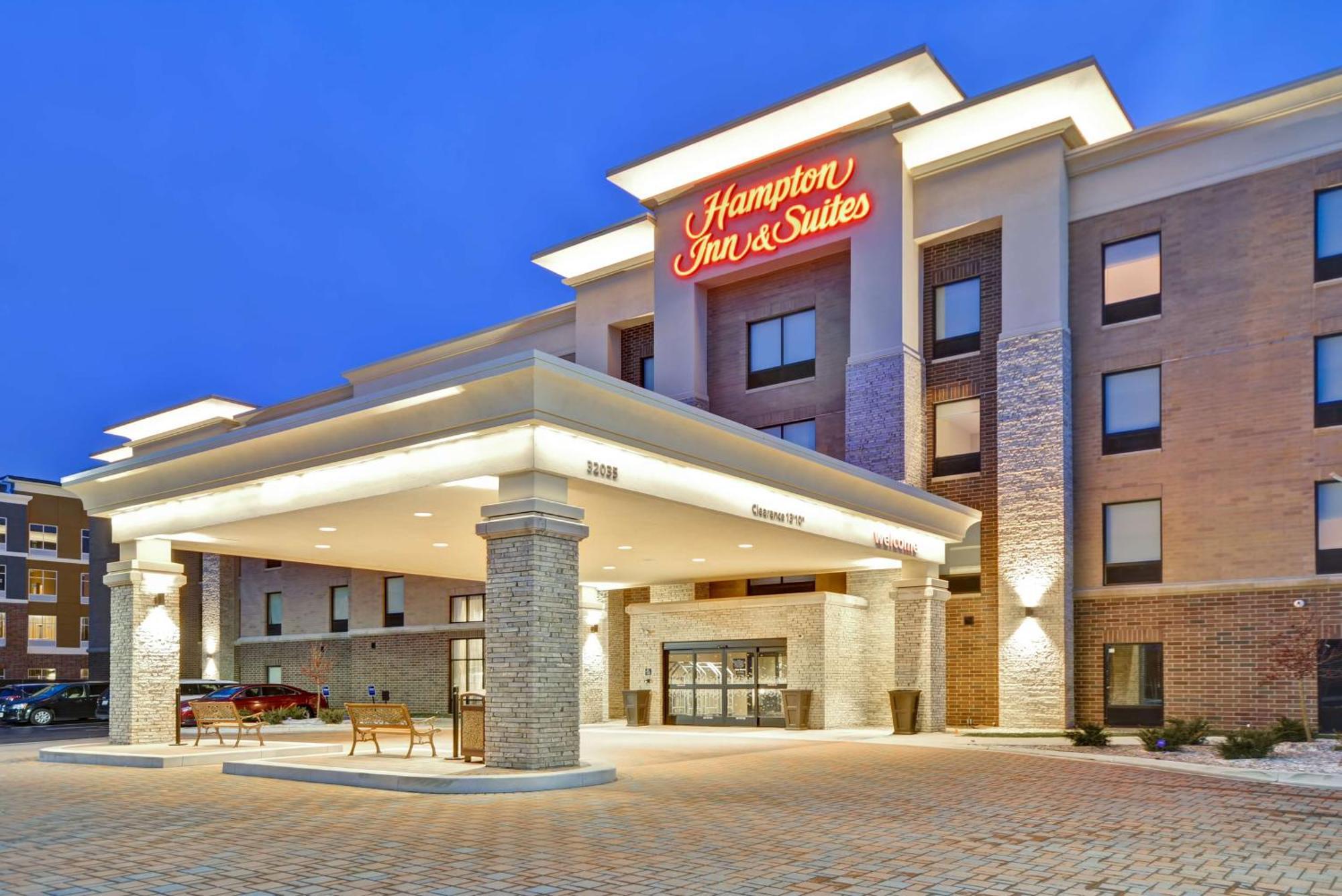 Hampton Inn & Suites Detroit/Warren Zewnętrze zdjęcie